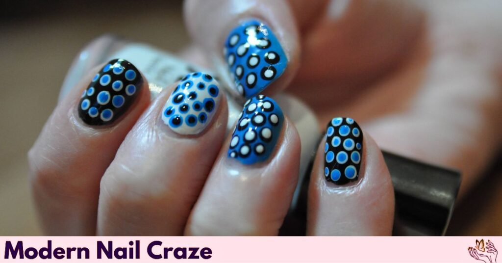 Chic Blue Dot Accents