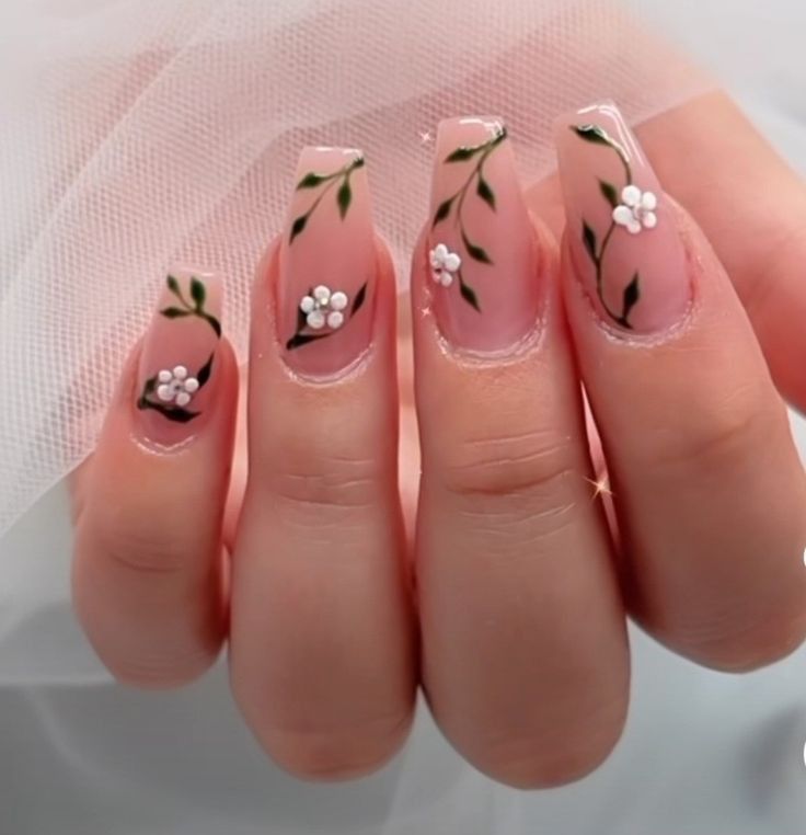 stunningFlower Nail Designs