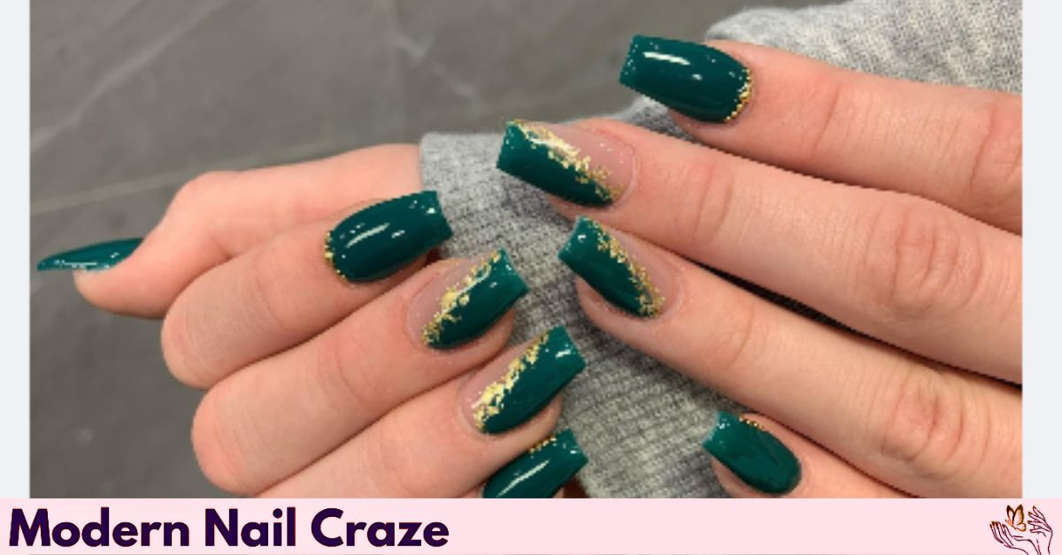 Green fall nail with gold foil accents for glam look