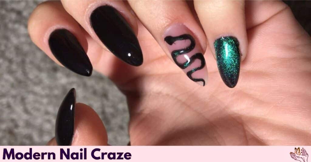 Nail Idea: Reptile Design