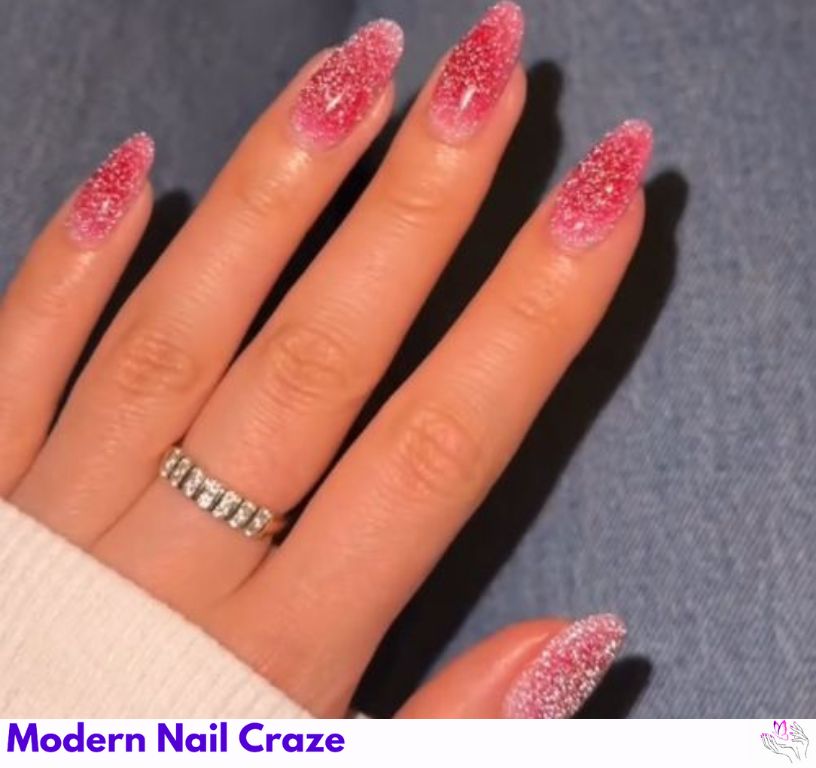 Glitter halo around glowing aura nails