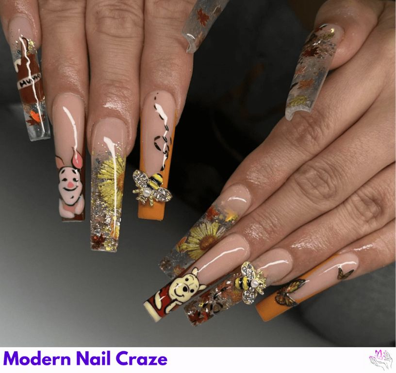 Encapsulated Pooh Nails – Floating Pooh charms and glitter in clear gel overlays.
