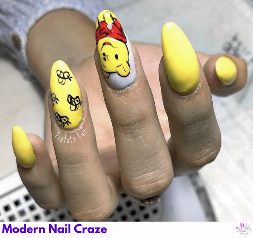 Pooh & The Bees Nails – Yellow nails with bees buzzing around honey pots and flowers.