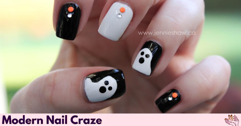 Pretty and Cute Ghosts Art Idea for Short Nails